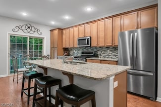 18 Brompton Place, Randolph, NJ 07869