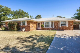2712 Ridgeway Ct, Las Cruces, NM 88011