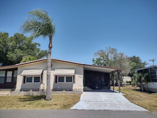 1723 Bloom Dr, Lakeland, FL 33803