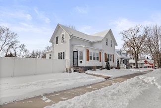 317 W 1st St, Waconia, MN 55387