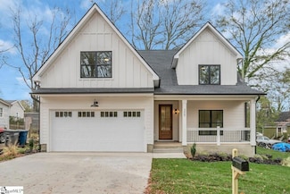 305 Willard St, Greenville, SC 29611