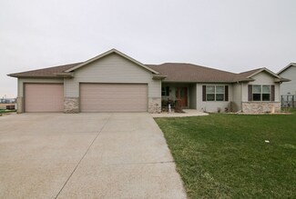 404 Chelsea Way, Dane, WI 53529