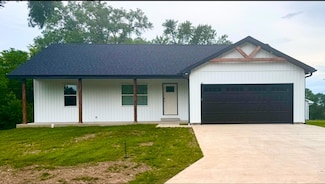 415 W Ramsey, Buffalo, MO 65622