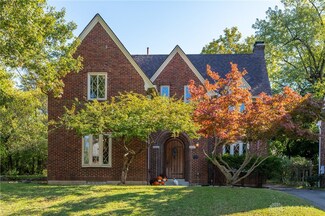 1984 Burroughs Dr, Dayton, OH 45406