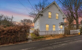 21 Border St Unit 23, Lawrence, MA 01843
