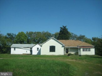 10656 Old Windwright Ln, Midland, VA 22728