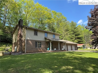 2012 Deep Ford Rd, Lansing, NC 28643