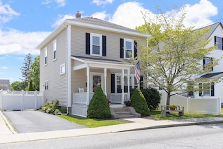 8 Mccarthy St, Franklin, MA 02038