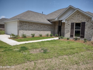 560 Silver Hill Dr, Pearl, MS 39208