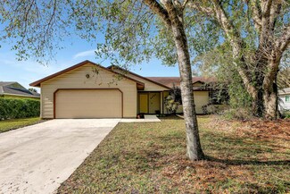 2807 S 27th St, Fort Pierce, FL 34981