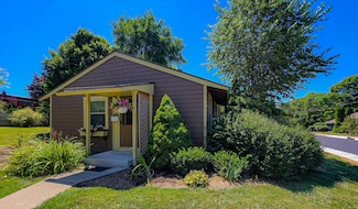 2839 Whitewood St, Ann Arbor, MI 48104
