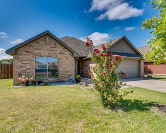 103 Hanover Ave, Palmer, TX 75152