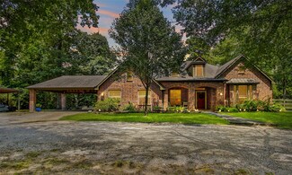 31008 Coco St, Pinehurst, TX 77362
