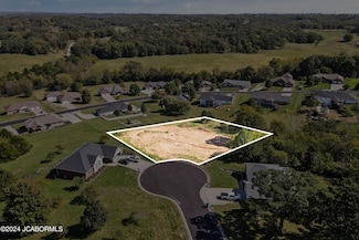 3814 Pear Tree Ct, Jefferson City, MO 65101