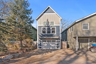 4018 Sunset Dr, Spring Park, MN 55384