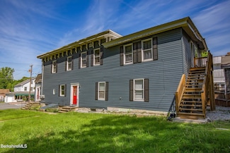 35 Main St, West Stockbridge, MA 01266