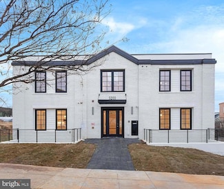 3200 22nd St NE Unit 201, Washington, DC 20018