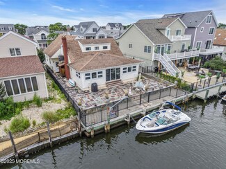 25 Halsey Dr, Brick, NJ 08723