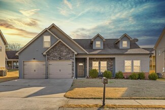 211 Franklin Cir, Fort Oglethorpe, GA 30742