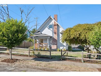 7828 SE 17th Ave, Portland, OR 97202