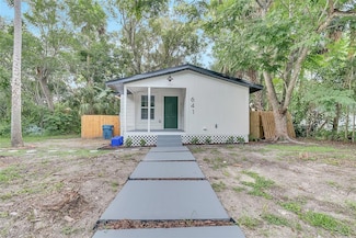 641 W Beresford Rd, de Land, FL 32720