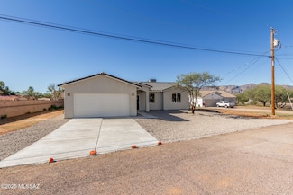 1733 Círculo Alameda, Rio Rico, AZ 85648
