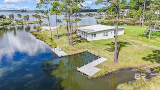 7849 Bayshore Dr, Elberta, AL 36530