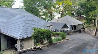 957 Pine Island Point, Scottsboro, AL 35769