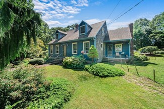 6 Sassamon Dr, Assonet, MA 02702