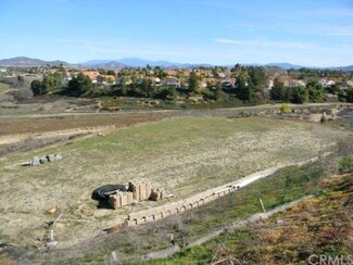 40390 Calle Fiesta, Temecula, CA 92591