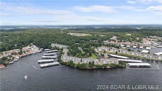 492 Regatta Bay Dr Unit 2C, Village of Four Seasons, MO 65049