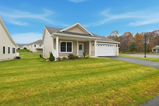 32 Lodge Ln Unit 32, Wilbraham, MA 01095