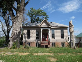 807 Exchange St, Keokuk, IA 52632