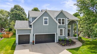 5341 Meadowlark Dr, Shawnee, KS 66226
