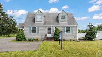 322 Fairview Ave, Hudson, NY 12534