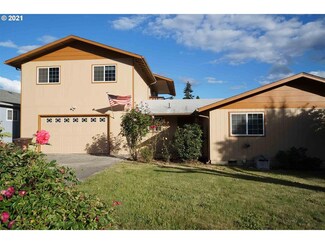 577 E Third Ave, Riddle, OR 97469