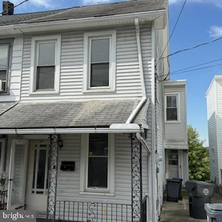 412 Reading St, Steelton, PA 17113