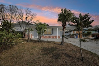 3402 Brookfield Dr, Holiday, FL 34691