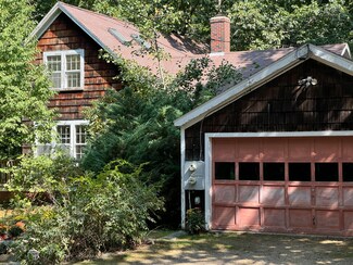 24 Maddox Pond Rd, Biddeford, ME 04005