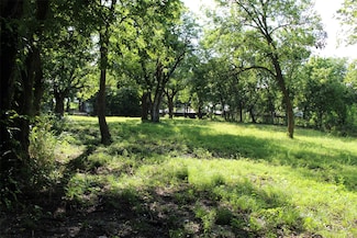 901 S Bryant Ave, Sherman, TX 75092