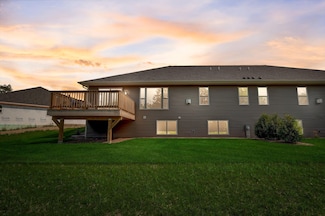 5240 Briarwood Cir, Wind Point, WI 53402