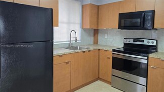 6175 NW 186th St Unit 312, Hialeah, FL 33015