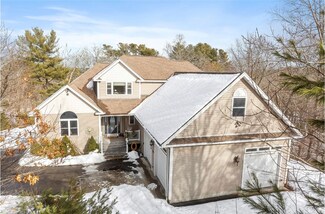 635 Kings Factory Rd, Charlestown, RI 02813