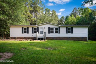 367 Wahala Dr, Carthage, NC 28327