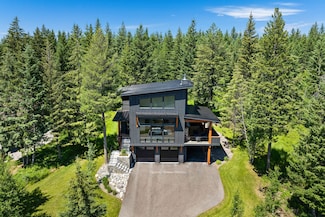 272 Gleneagles Trail, Columbia Falls, MT 59912