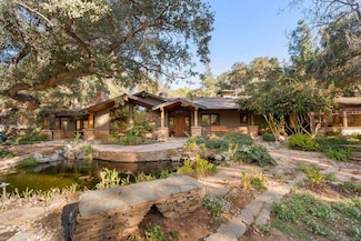 3146 Quiet Hills Dr, Escondido, CA 92029