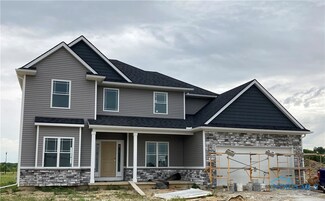 1648 Falcon Cove, Waterville, OH 43566