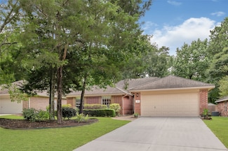 158 N Wynnoak Cir, Spring, TX 77382