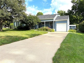 7336 W 74th Terrace, Overland Park, KS 66204