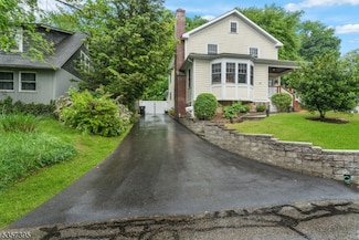 30 Center St, Bernardsville, NJ 07924